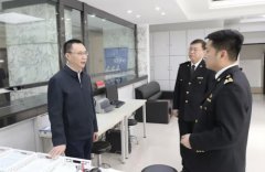 <strong>以人平易近为中思</strong>